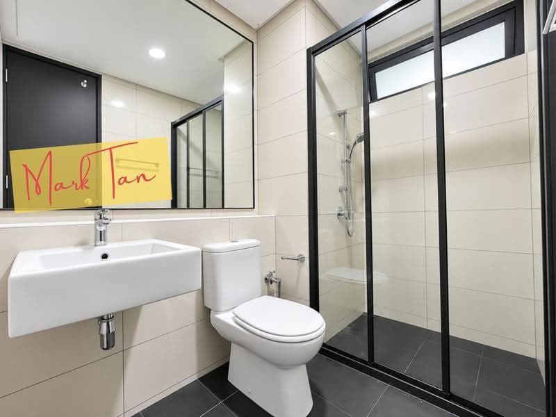 Service Residence for Sale at The Tamarind - Mark Tan - Bathroom - PropertyGuru.com.my