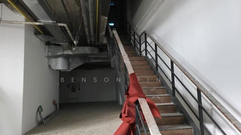 Ruang Niaga untuk Disewa di Damansara Heights (Kuala Lumpur) - Benson Ting - Corridor - PropertyGuru.com.my