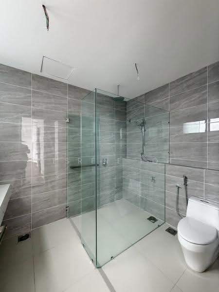 Rumah Berkembar untuk Dijual di Johor Bahru (Johor) - Jesrene Loh - Bathroom - PropertyGuru.com.my