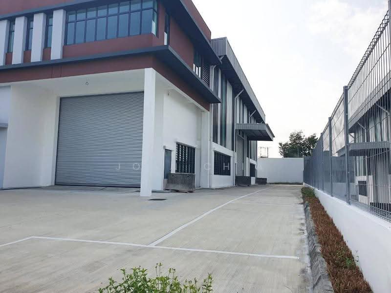 Kilang Berkembar untuk Disewa di Taman Desa Cemerlang (Ulu Tiram) - Joan Chia - Exterior - PropertyGuru.com.my