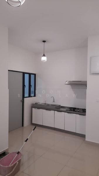 Kondominium untuk Disewa di Platinum Arena - Soon Sheng Law - Kitchen - PropertyGuru.com.my