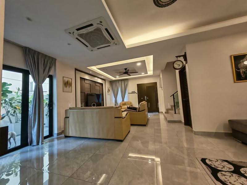 Semi-Detached House for Sale in Kota Kemuning (Shah Alam) - Kho Daniel - Living Room - PropertyGuru.com.my