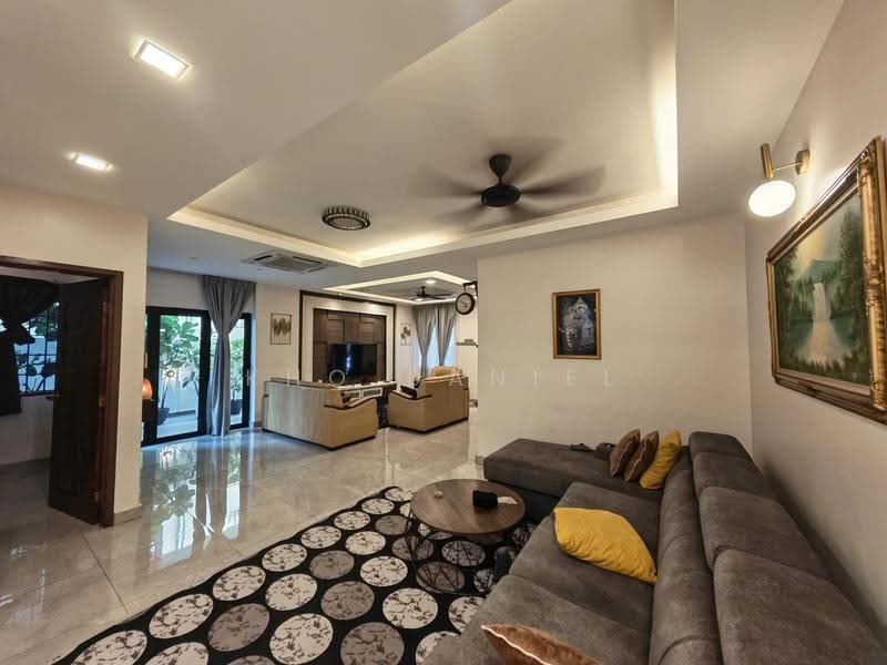 Semi-Detached House for Sale in Kota Kemuning (Shah Alam) - Kho Daniel - Living Room - PropertyGuru.com.my