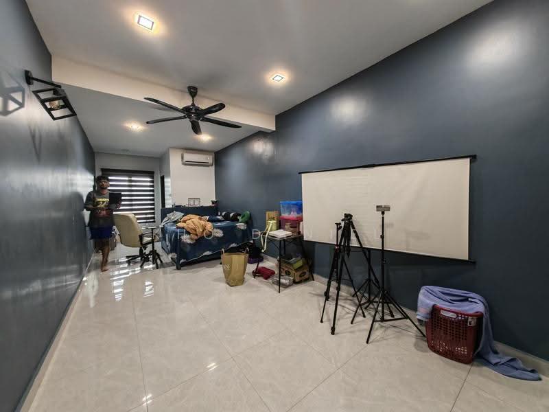 Semi-Detached House for Sale in Kota Kemuning (Shah Alam) - Kho Daniel - Bedroom - PropertyGuru.com.my