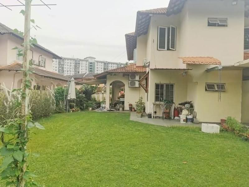 Semi-Detached House for Sale in Taman Sungai Besi Indah (Seri Kembangan) - Melissa Chong - Exterior - PropertyGuru.com.my