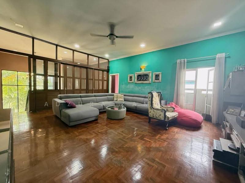 Bungalow House for Sale in Kota Damansara (Selangor) - Adzura Zamedin - Living Room - PropertyGuru.com.my
