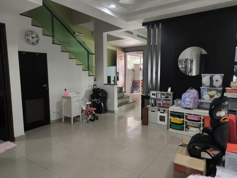 Semi-Detached House for Sale in Bukit Rahman Putra (Sungai Buloh) - Peggy Yong - Living Room - PropertyGuru.com.my