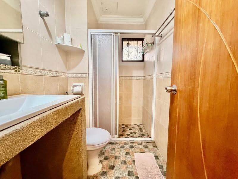 Kondominium untuk Dijual di Kiara Park - Yin Peng . - Bathroom - PropertyGuru.com.my