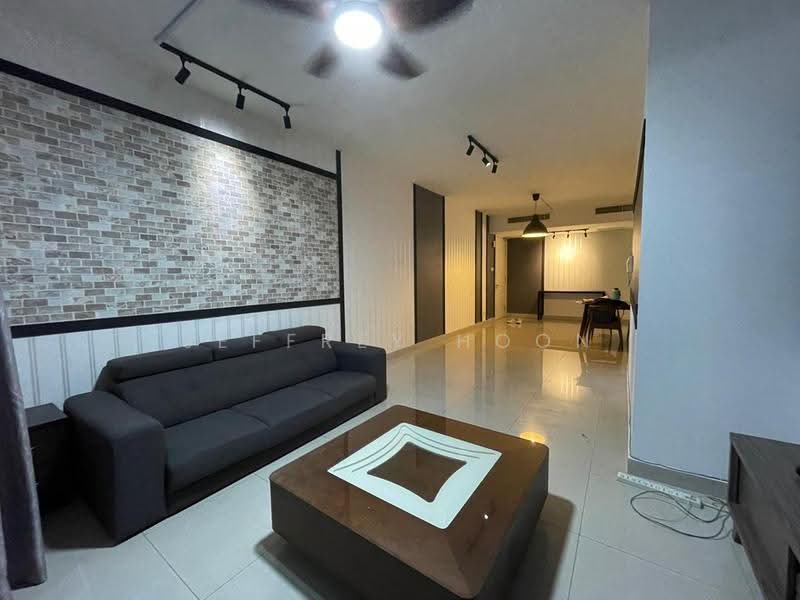 Kediaman Servis untuk Dijual di Solaris Dutamas - Jeffrey Hoon - Living Room - PropertyGuru.com.my