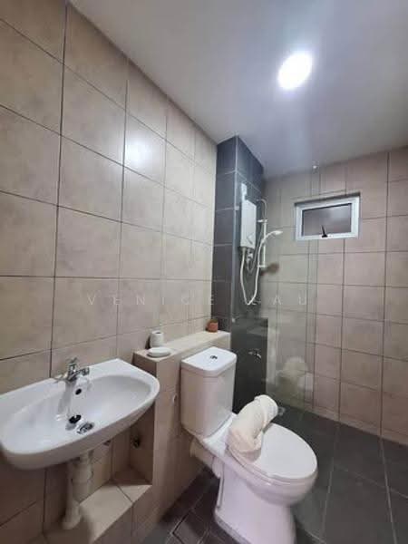 Kondominium untuk Dijual di Bukit Bantayan Residences - Venice Lau - Bathroom - PropertyGuru.com.my