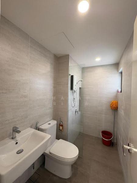 Kediaman Servis untuk Disewa di SouthPlace Residences @ Tropicana Metropark - Thanap Priyaa - Bathroom - PropertyGuru.com.my