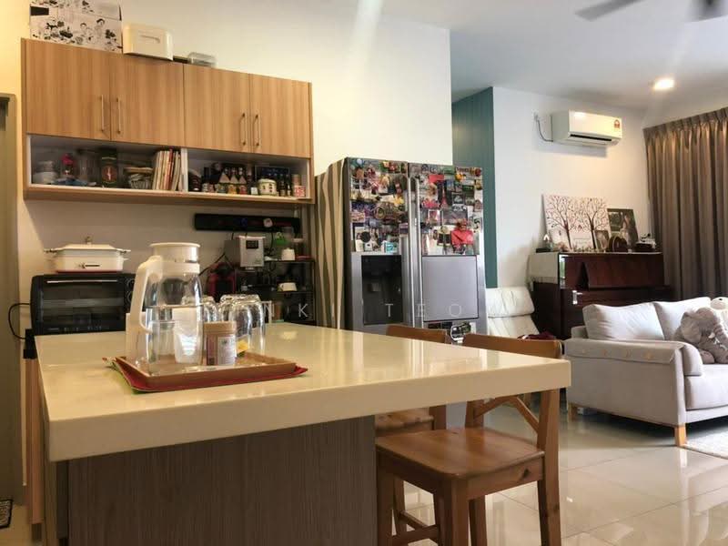 Pangsapuri untuk Dijual di Austin Suites (Permata Austin) - Kinki Teow - Kitchen - PropertyGuru.com.my