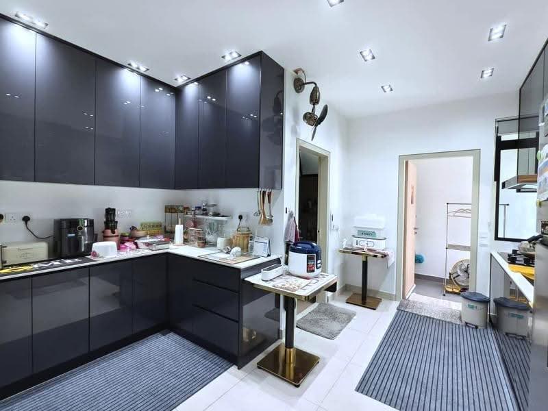 Cluster House for Sale in Gerbang Nusajaya (Iskandar Puteri (Nusajaya)) - Karl Lim - Kitchen - PropertyGuru.com.my