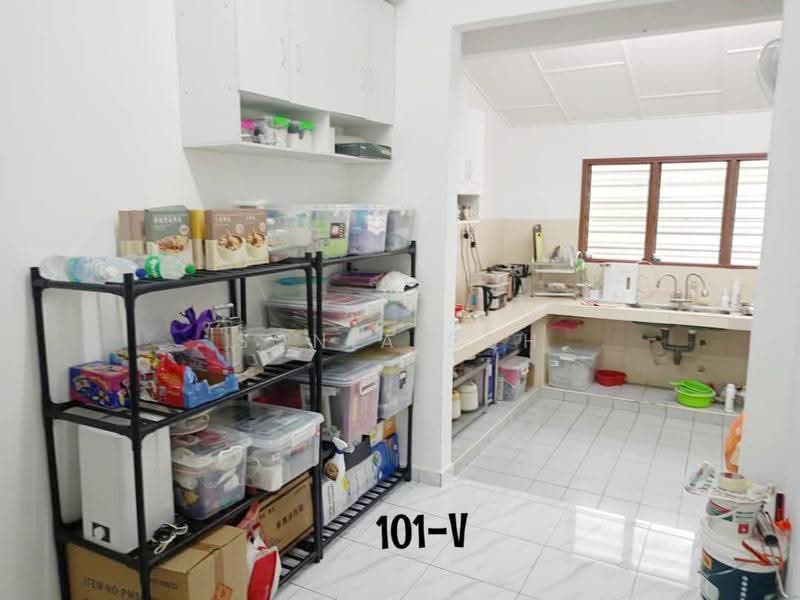 2-storey Terraced House for Sale in Telok Panglima Garang (Selangor) - Sonia Soh - Kitchen - PropertyGuru.com.my