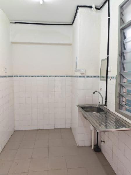 Apartment for Sale at Majestic Height - Correen Lee - Kitchen - PropertyGuru.com.my