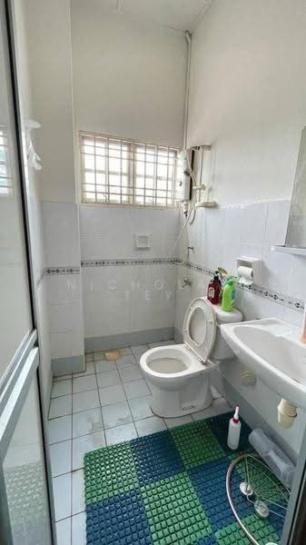 2-storey Terraced House for Sale in Taman Setia Indah (Tebrau) - Nicholas Tey - Bathroom - PropertyGuru.com.my
