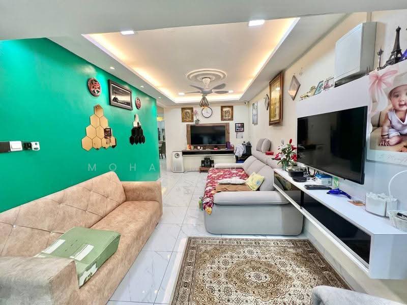 1-storey Terraced House for Sale in Taman Medan (Petaling Jaya) - Mohammad Din Majid - Living Room - PropertyGuru.com.my