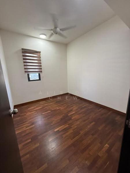 Service Residence for Sale at The Tamarind - Alisson Chew - PropertyGuru.com.my
