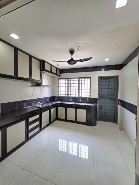 Rumah Teres 2-Tingkat untuk Dijual di Kajang (Selangor) - Zairul Asrah Zulkefli - Kitchen - PropertyGuru.com.my