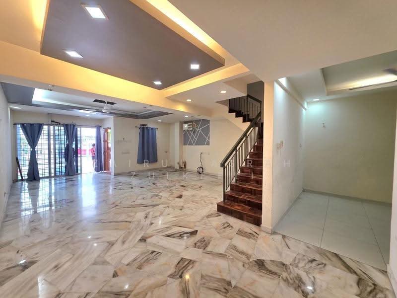 Rumah Teres 2-Tingkat untuk Dijual di Kajang (Selangor) - Zairul Asrah Zulkefli - Living Room - PropertyGuru.com.my