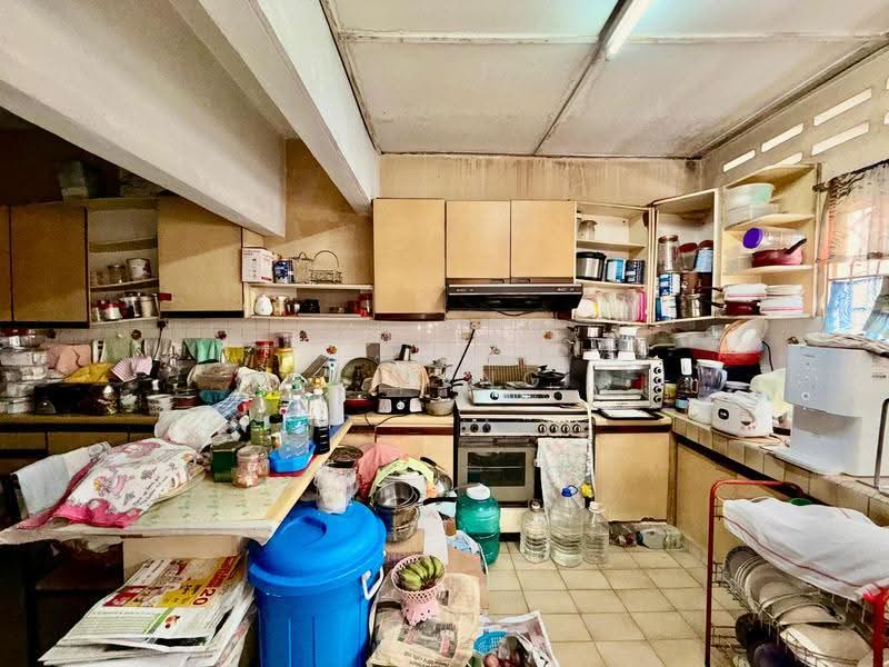 2-storey Terraced House for Sale in Taman Tun Dr Ismail (Kuala Lumpur) - Yin Peng . - Kitchen - PropertyGuru.com.my