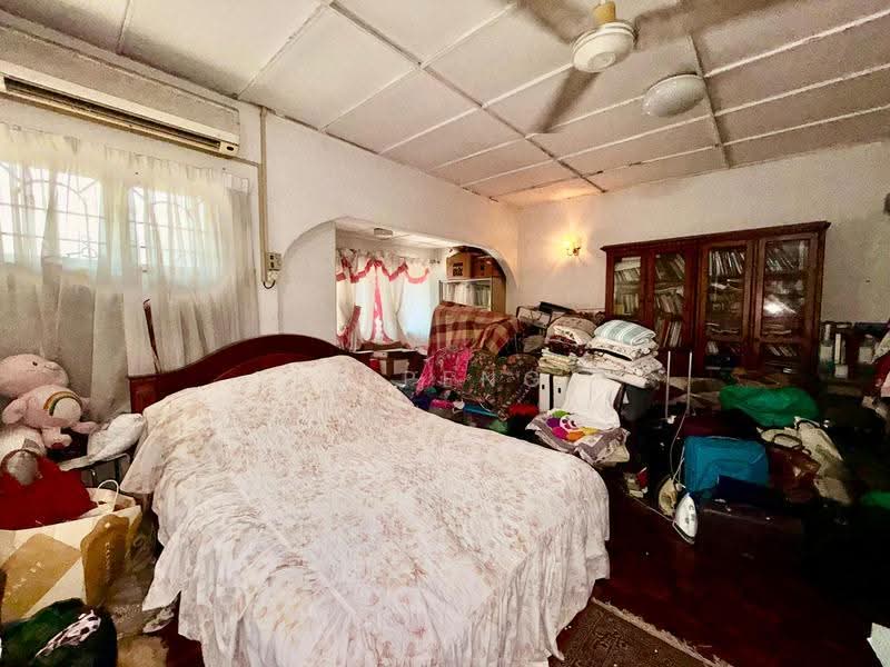 2-storey Terraced House for Sale in Taman Tun Dr Ismail (Kuala Lumpur) - Yin Peng . - Bedroom - PropertyGuru.com.my