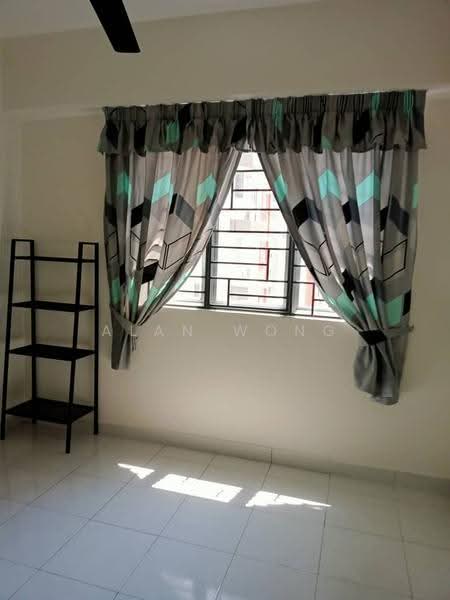 Kediaman Servis untuk Disewa di Main Place Residence - Alan Wong - Living Room - PropertyGuru.com.my