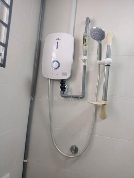 Kediaman Servis untuk Disewa di Main Place Residence - Alan Wong - Bathroom - PropertyGuru.com.my