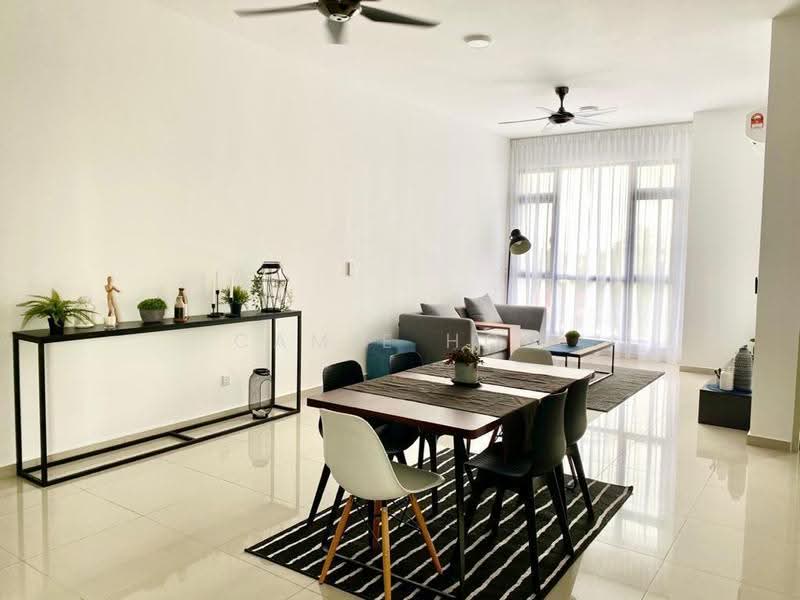 Kondominium untuk Dijual di Cora Plus - Camie Hoo - Living Room - PropertyGuru.com.my