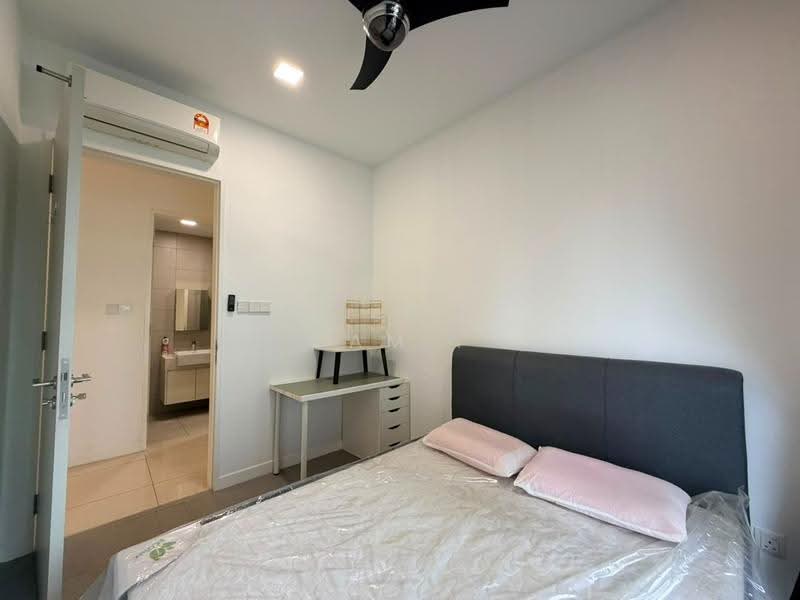 Service Residence for Rent at Skyluxe On The Park Bukit Jalil - Sam . - Bedroom - PropertyGuru.com.my