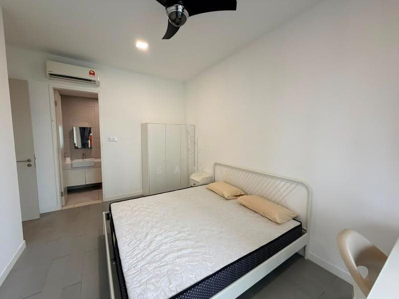 Service Residence for Rent at Skyluxe On The Park Bukit Jalil - Sam . - Bedroom - PropertyGuru.com.my