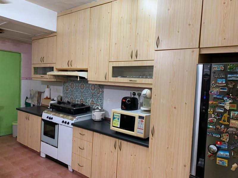 2-storey Terraced House for Sale in Wangsa Melawati (Wangsa Maju) - Eddie Chan - Kitchen - PropertyGuru.com.my