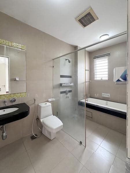 2-storey Terraced House for Sale in Mutiara Damansara (Selangor) - Tarsha Lim - Bathroom - PropertyGuru.com.my