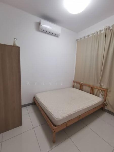 Kediaman Servis untuk Dijual di Skypod Residence - Wennie Ho - Bedroom - PropertyGuru.com.my