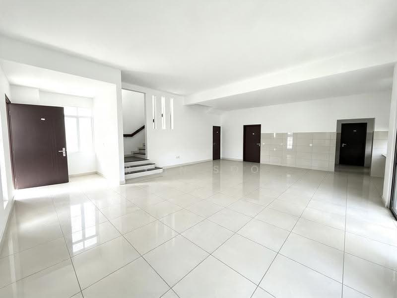 Rumah Berkembar untuk Dijual di Denai Alam (Shah Alam) - Ryan Soo - Entrance - PropertyGuru.com.my