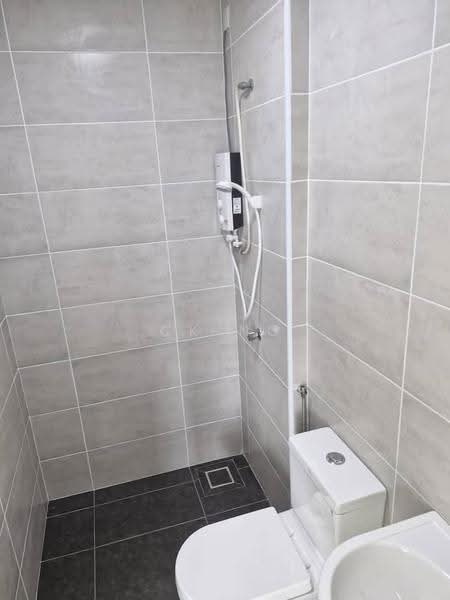 Kediaman Servis untuk Disewa di B11 Parkland Residence - CK Ng - PropertyGuru.com.my