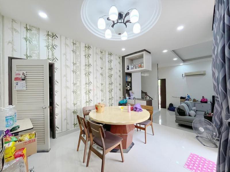 Rumah Kluster untuk Dijual di Setia Tropika (Johor Bahru) - Lily Kamal - PropertyGuru.com.my