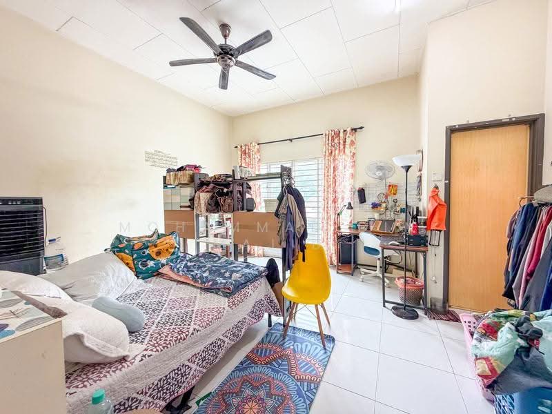 2-storey Terraced House for Sale in Seksyen 32 (Shah Alam) - Mohammad Din Majid - Bedroom - PropertyGuru.com.my