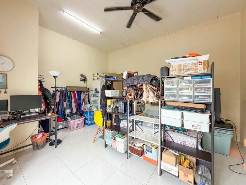 2-storey Terraced House for Sale in Seksyen 32 (Shah Alam) - Mohammad Din Majid - Study - PropertyGuru.com.my