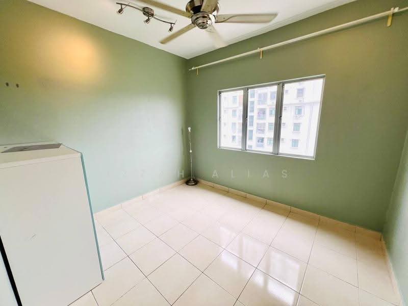 Kondominium untuk Dijual di Kristal Heights - Izzah Alias - Interior - PropertyGuru.com.my