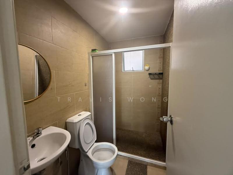Kediaman Servis untuk Disewa di Kuchai Avenue - Travis Wong - Bathroom - PropertyGuru.com.my