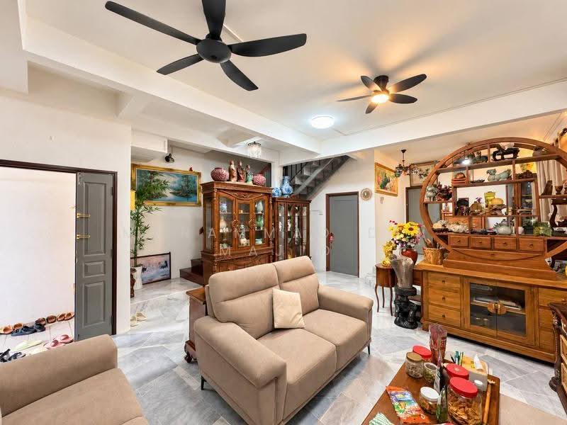 2-storey Terraced House for Sale in Bandar Country Homes (Rawang) - Mohammad Din Majid - Living Room - PropertyGuru.com.my
