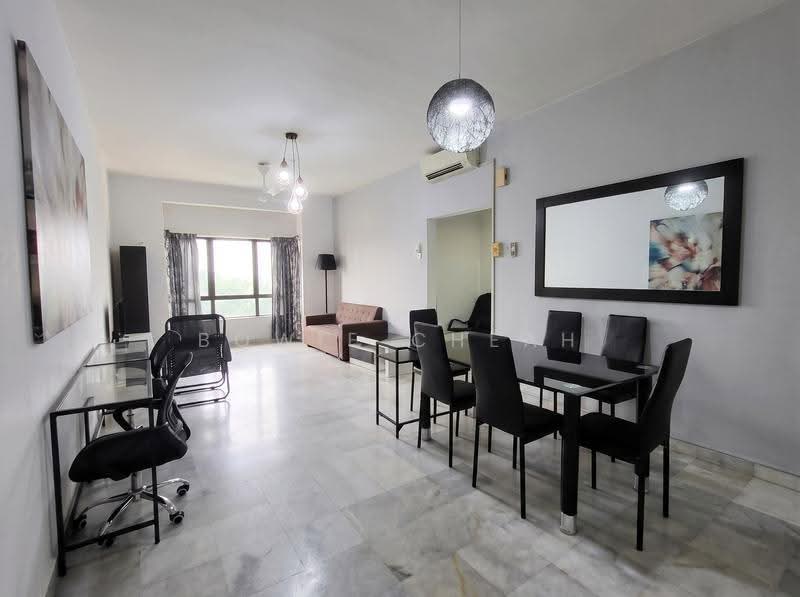 Kondominium untuk Dijual di Sunway Sutera Condominium - Bowie Cheah - Living Room - PropertyGuru.com.my