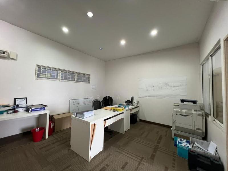 Kediaman Servis untuk Dijual di Cova Square - Andrea Hii - Study - PropertyGuru.com.my