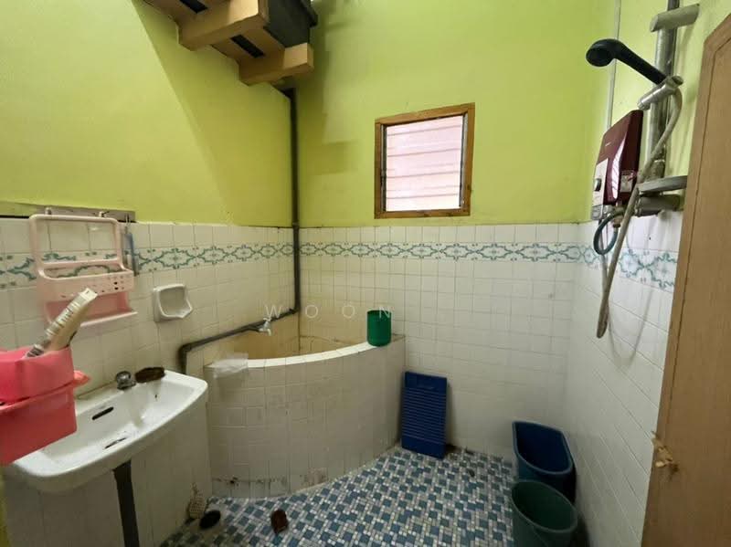 Rumah Teres 1-Tingkat untuk Dijual di Jasin (Melaka) - Woon . - Bathroom - PropertyGuru.com.my