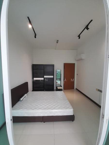 Service Residence for Sale at Paragon Suites @ CIQ - Win Kam - Bedroom - PropertyGuru.com.my