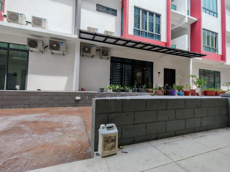 Rumah Teres 4.5-Tingkat untuk Dijual di Taman Rifle (Ayer Itam) - Xinnee . - Exterior - PropertyGuru.com.my
