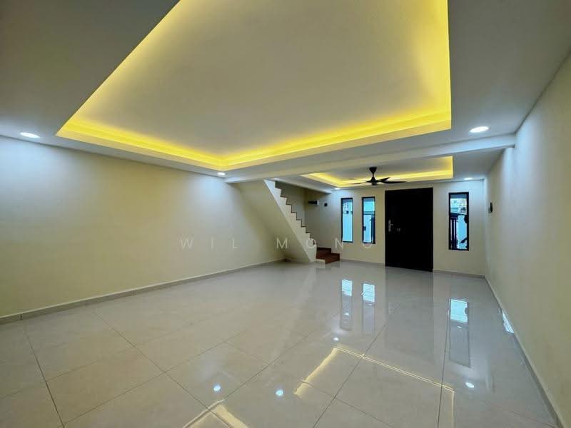 Rumah Teres 2-Tingkat untuk Dijual di Taman Plentong Baru (Masai) - Wil Mong - Living Room - PropertyGuru.com.my