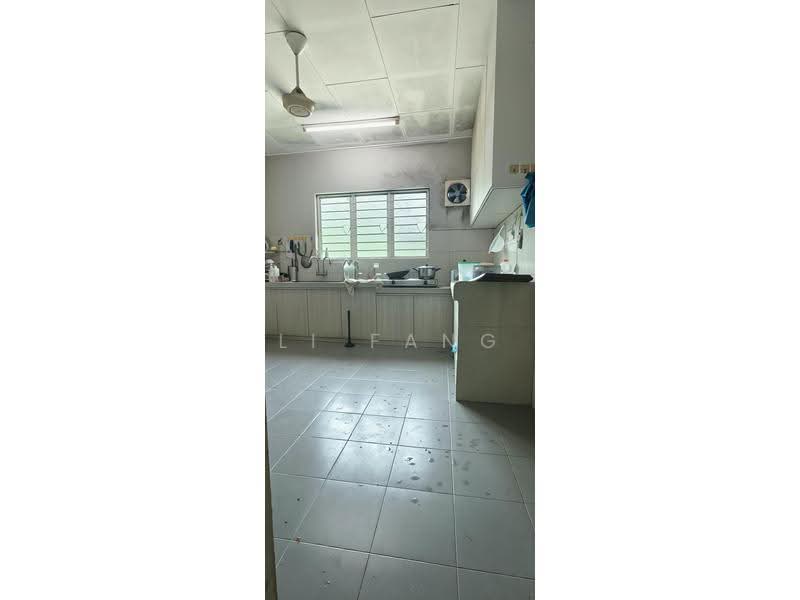2-storey Terraced House for Sale in Teluk Kumbar (Penang) - Li Fang - Kitchen - PropertyGuru.com.my