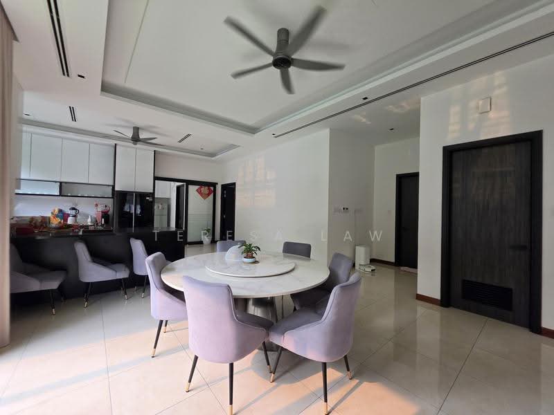 Bungalow House for Rent in Seri Kembangan (Selangor) - Teresa Law - Dining Room - PropertyGuru.com.my